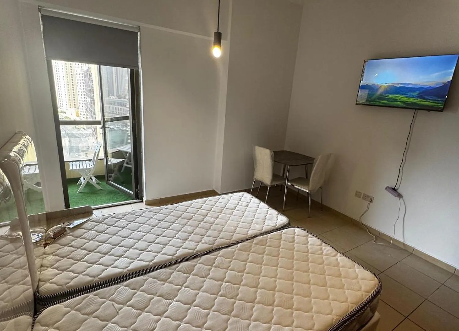 Homestay Luxury Room With Lake View In Jbr Dubai United Arab Emirates